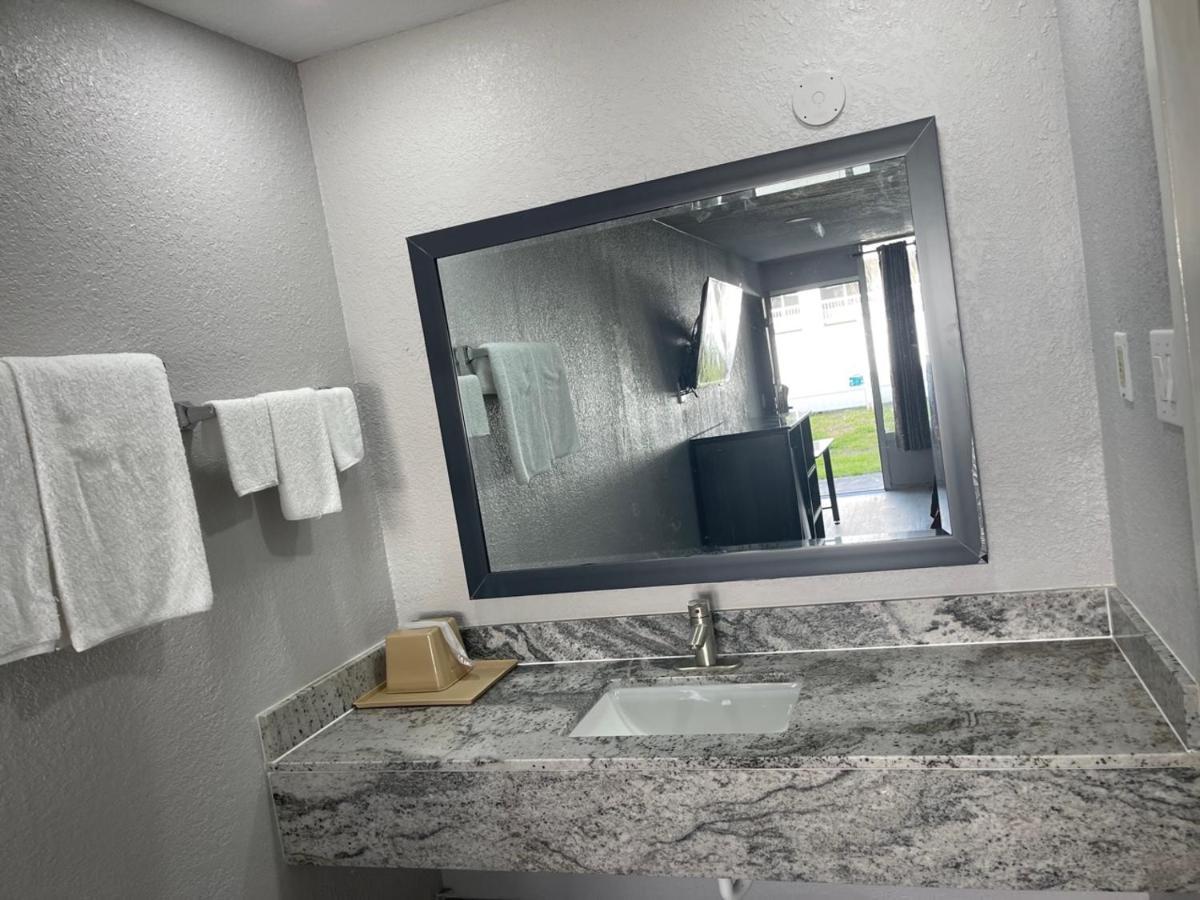 Motel Savannah Ngoại thất bức ảnh